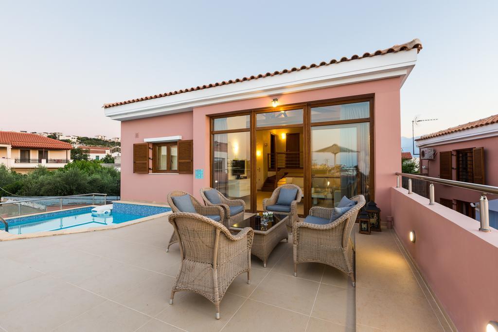 Leste Luxury Homes Pláka Buitenkant foto