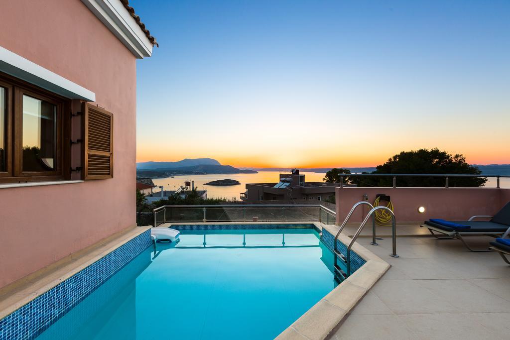 Leste Luxury Homes Pláka Buitenkant foto
