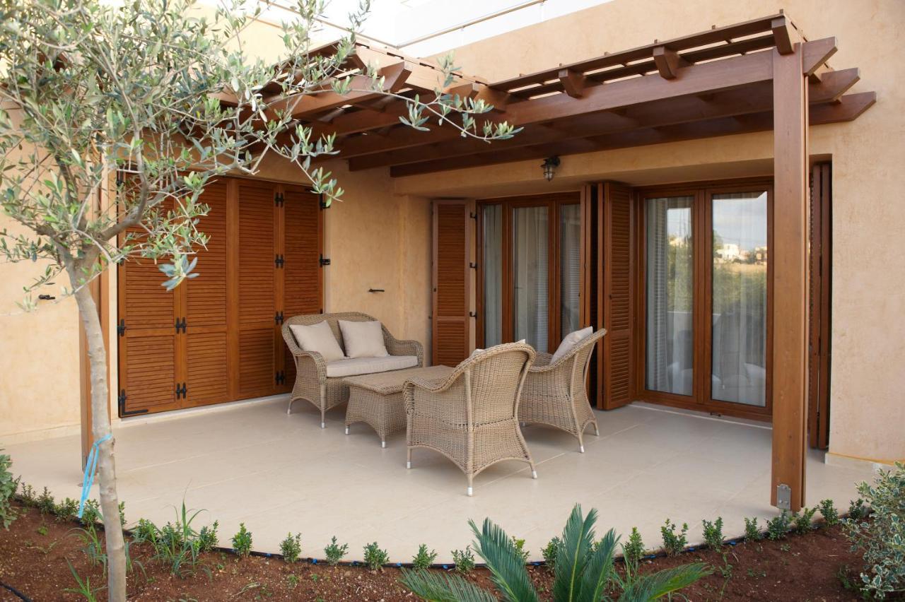 Leste Luxury Homes Pláka Buitenkant foto